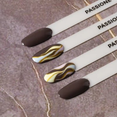 unghie marroni swirl nails